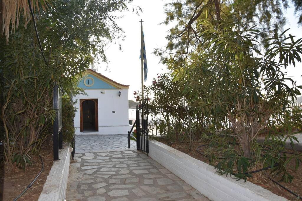 Modern Studio Next To The Sea! Porto Rafti Exterior photo